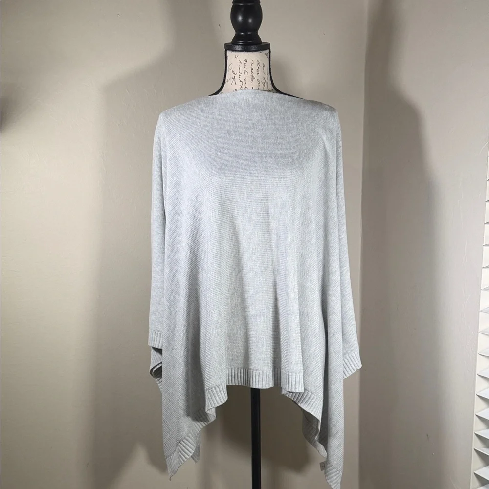 Lululemon Athletica Light Gray Knit Poncho